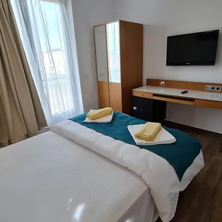 Appartement Jafar 6 - 2Br Apartment With Balcony & Workspace