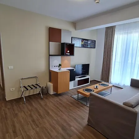 Appartement Jafar 6 - 2Br Apartment With Balcony & Workspace