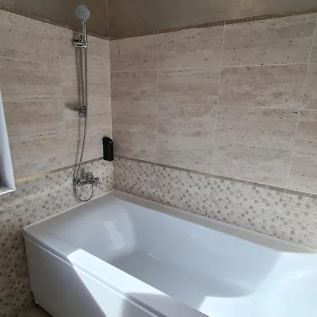 Jafar 6 - 2Br Apartment With Balcony & Workspace Appartement *