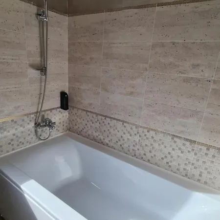 Jafar 6 - 2Br Apartment With Balcony & Workspace * Timişoara