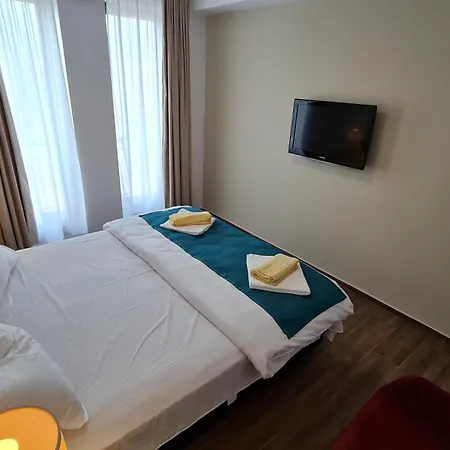 Jafar 6 - 2Br Apartment With Balcony & Workspace