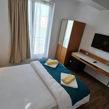 Jafar 6 - 2Br Apartment With Balcony & Workspace Appartement