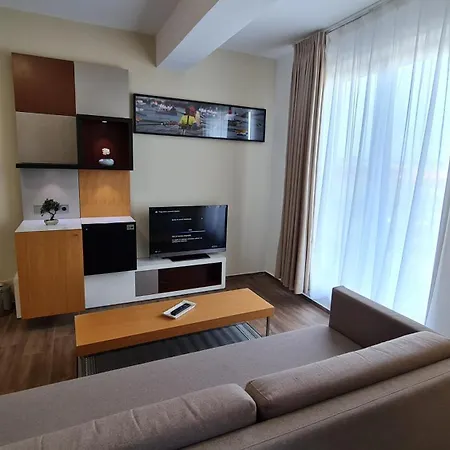Appartement Jafar 6 - 2Br Apartment With Balcony & Workspace